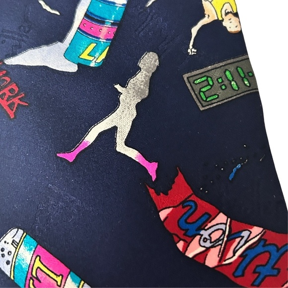 Nicole Miller Novelty NeckTie Marathon Theme NY Boston LA Chicago Hand Sewn RARE - Picture 9 of 15